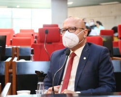 Repúdio: Franzé se manifesta sobre declarações de ministro da Educação 