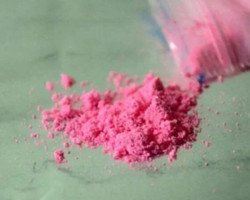 Cocaína rosa: apreendida nova droga com efeitos psicodélicos; saiba mais