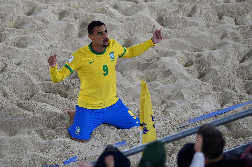 Brasil vence Belarus e vai às quartas no Mundial Futebol ...