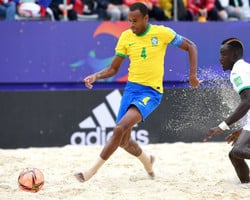 Brasil perde para Senegal e cai nas quartas do Mundial de Futebol de Areia