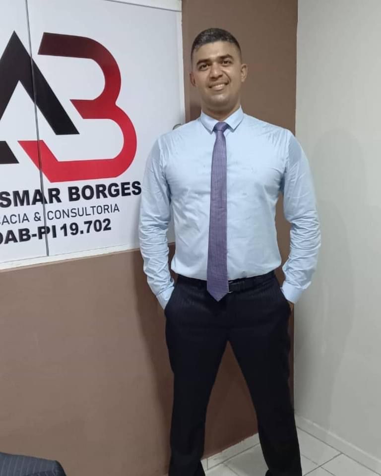 Advogado Aurismar Borges de Oliveira, de 37 anos, foi vítima de covid-19 (Foto: Reprodução)