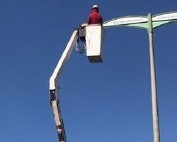 Milton Brandão: Município recupera iluminação pública com lambadas de LEDS
