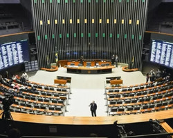 Comissão da Câmara rejeita PEC do voto impresso por 23 votos a 11
