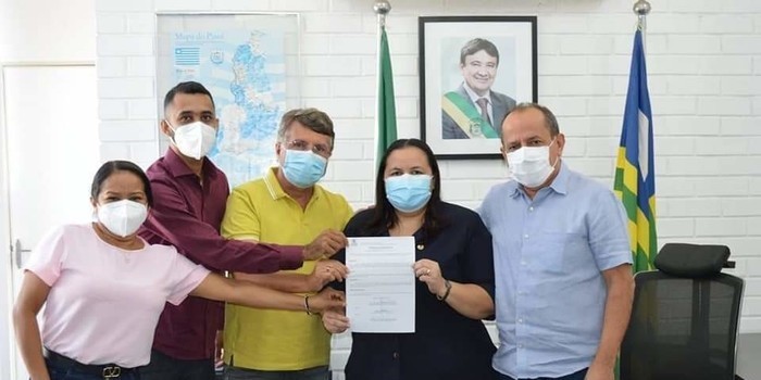 Prefeito João Luiz de Monsenhor Gil participa de encontro na SETRANS