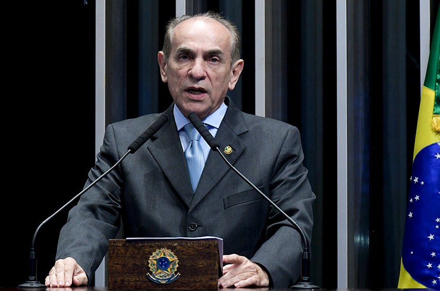 Senador Marcelo Castro relatou projeto de lei complementar sobre contas reprovadas