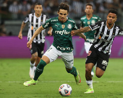 Palmeiras empata com Atlético-MG e avança à final da Libertadores