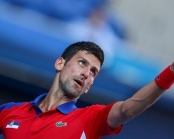 Tenista Novak Djokovic é liberado de detenção na Austrália