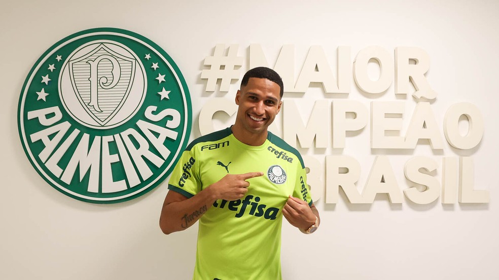 Palmeiras anuncia o zagueiro Murilo e chega a cinco reforços para 2022 - Imagem 1