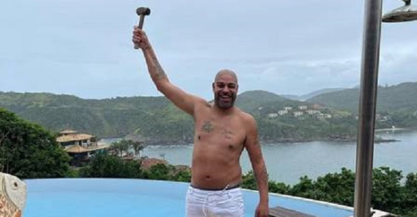 Adriano Imperador Passa Férias Em Sua Mansão Em Búzios Fotos