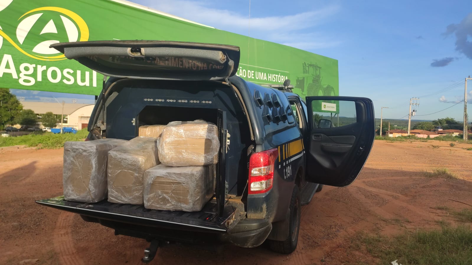 A apreensão é resultado do acompanhamento da Polícia Federal em conjunto com a Polícia Rodoviária Federal - Foto: Divulgação/PRF