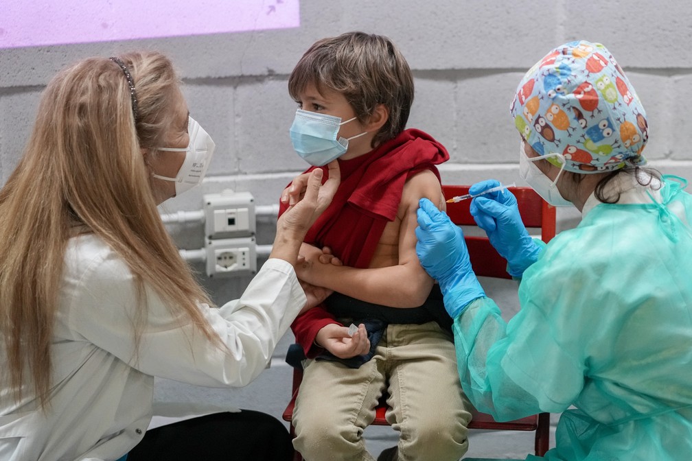 Crianças com 1ª dose da vacina contra Covid-19 poderão assistir ao Mundial - Imagem 1
