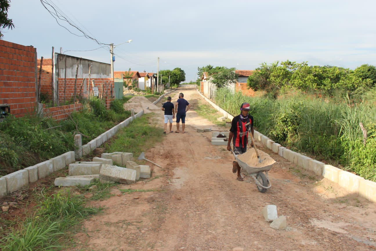 Obras de mobilidade mudam Monsenhor Gil nas áreas urbana e Rural - Imagem 9