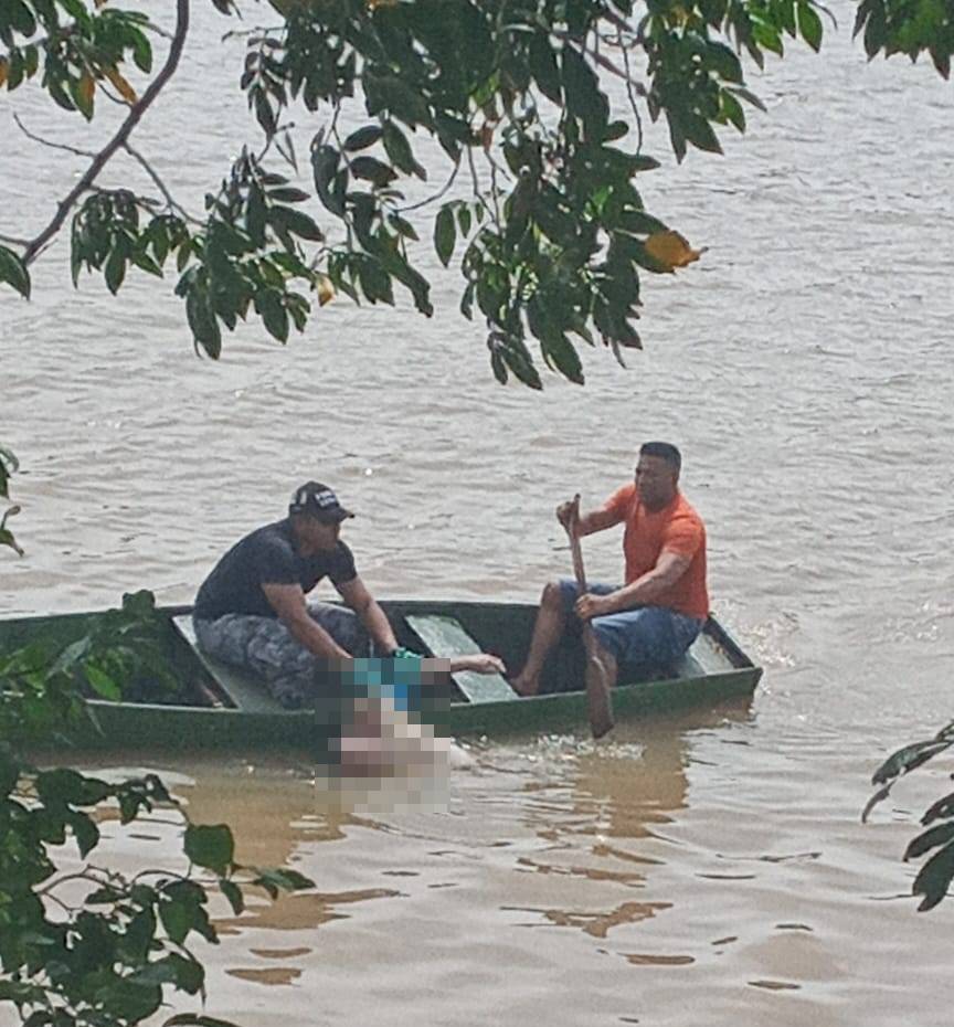 Corpo de homem é encontrado por populares boiando em rio em Esperantina (Foto: Divulgação)