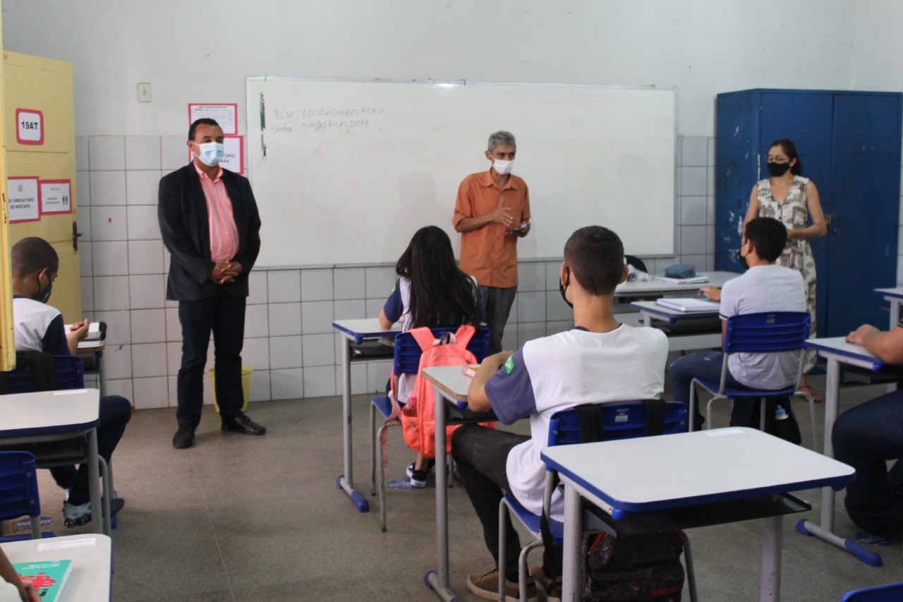 Secretário Nouga Cardoso afirmou que a comunidade escolar será monitorada - Foto: Ccom
