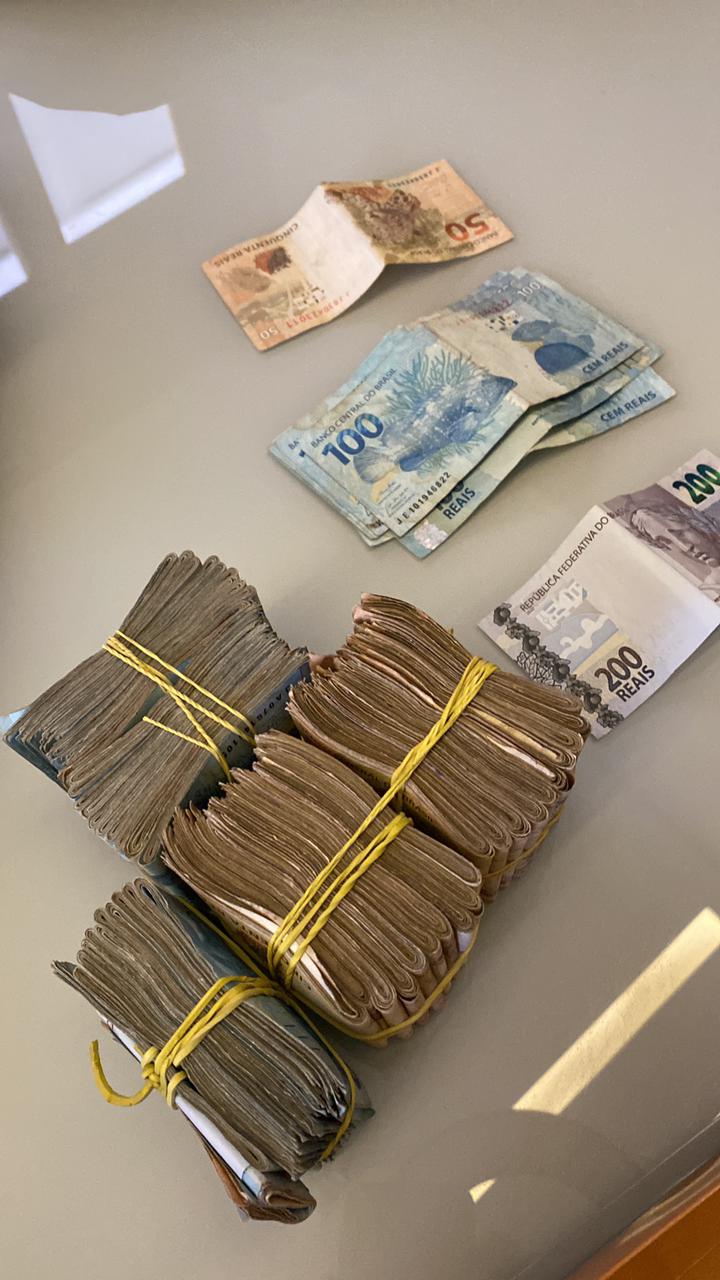 Dinheiro apreendido durante operação