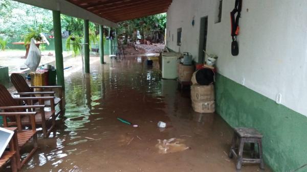 Nível do Rio Parnaíba aumenta e já atinge bairros na cidade de Floriano - Imagem 1