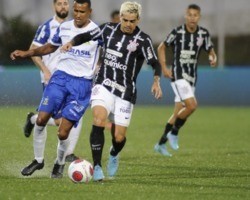 Corinthians bate  o time do Santo André e vence primeira 