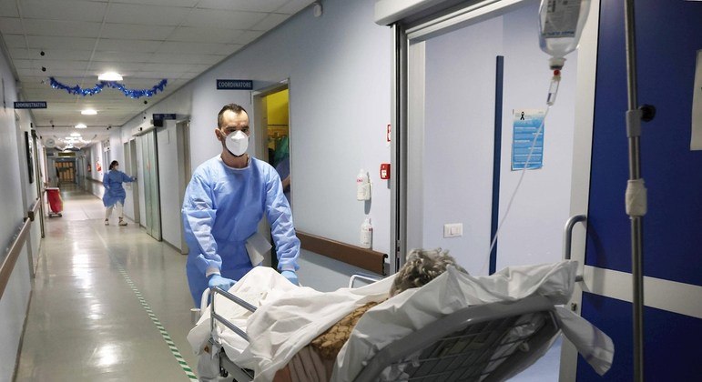 Brasil registra 284 mortes e 77.947 novos casos de Covid em 24 horas- Foto: Reprodução/R7