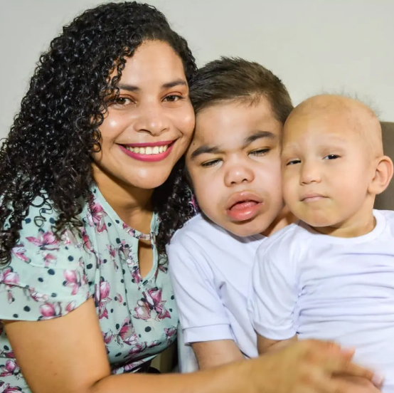 Luzaneide saiu de Simões até o Paraná para salvar o filho (Foto: Acervo Pessoal)
