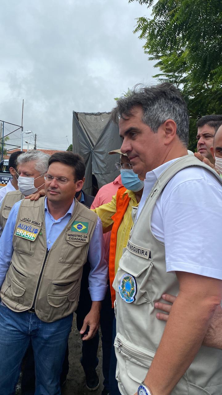 Ministro veio a Teresina e volta logo a Brasília 