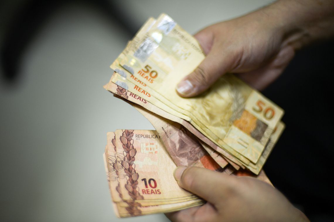12 bancos passam a oferecer Consignado do Auxílio a partir desta segunda - Foto: Reprodução