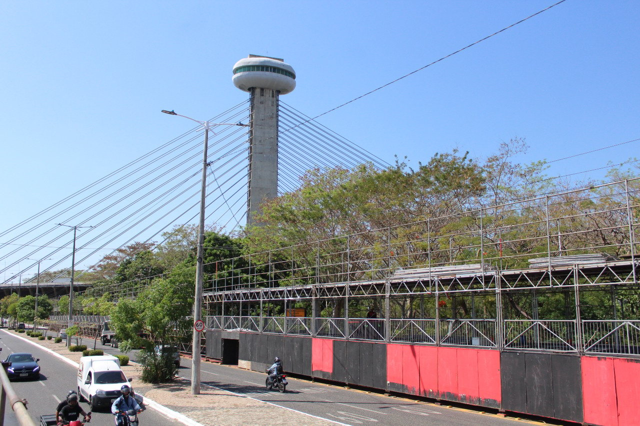 Avenida Raul Lopes, em Teresina (Foto: Raissa Morais)