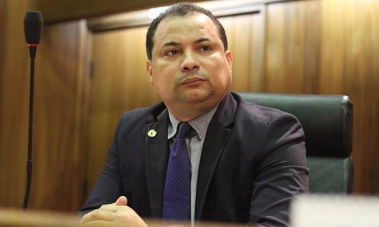 Evaldo confirma fusão do Solidariedade e Pros e revela foco: “apoio a Lula“