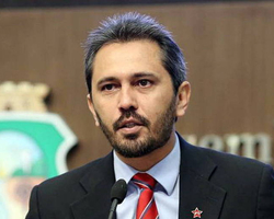 Elmano de Freitas é eleito governador no primeiro turno no Ceará