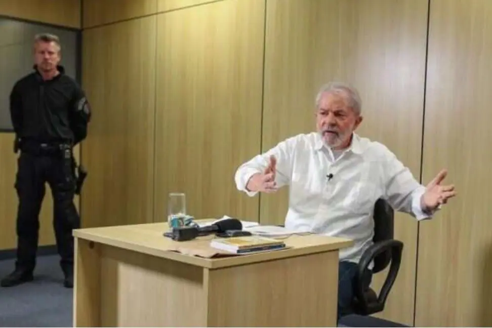 Ex-carcereiro da PF declara seu voto em Lula no dia 30 Foto: Ricardo Stuckert
