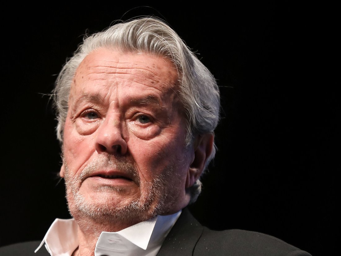 Alain Delon, galã do cinema, chega aos 87, querendo a morte por suicídio - Foto: Reprodução