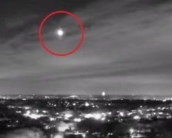 Vídeo misterioso mostra óvni seguido por helicópteros militares; confira!