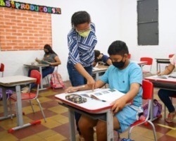 Piauí é o estado com menor evasão escolar na pandemia, diz FGV