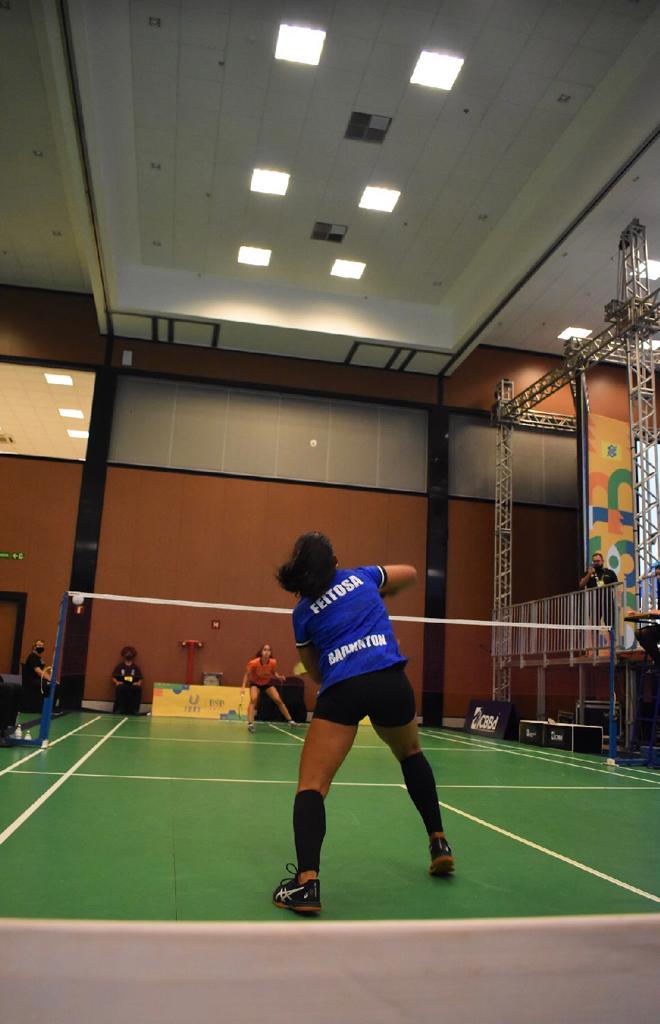 Monaliza tem vários prêmios conquistados com o Badminton - Divulgação