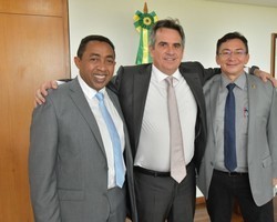 Joel participa de reuniões com o FNDE e o ministro Ciro, em Brasília
