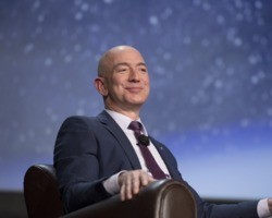 Holanda vai remover ponte histórica para iate de Jeff Bezos passar