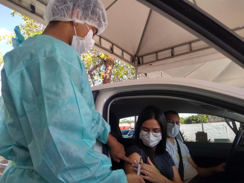 Vacinação drive-thru será retomada em Tersesina - Foto: Divulgação / FMS 