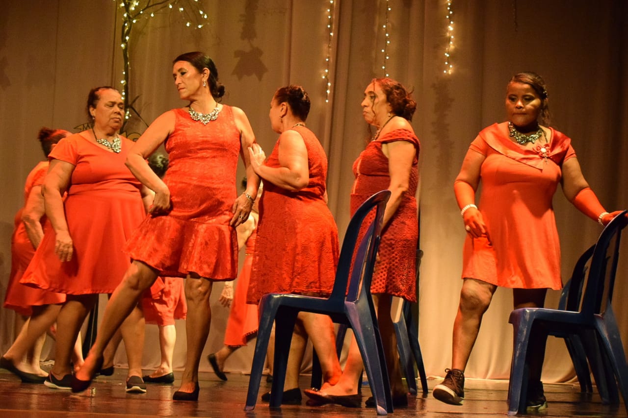 Projeto de dança voltado a mulheres acima de 50 anos irá retornar - Ascom prefeitura