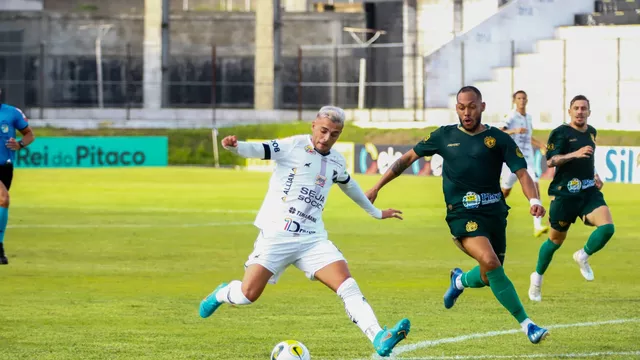 Altos elimina o ABC no Frasqueirão (Foto: Alexandre Lago)