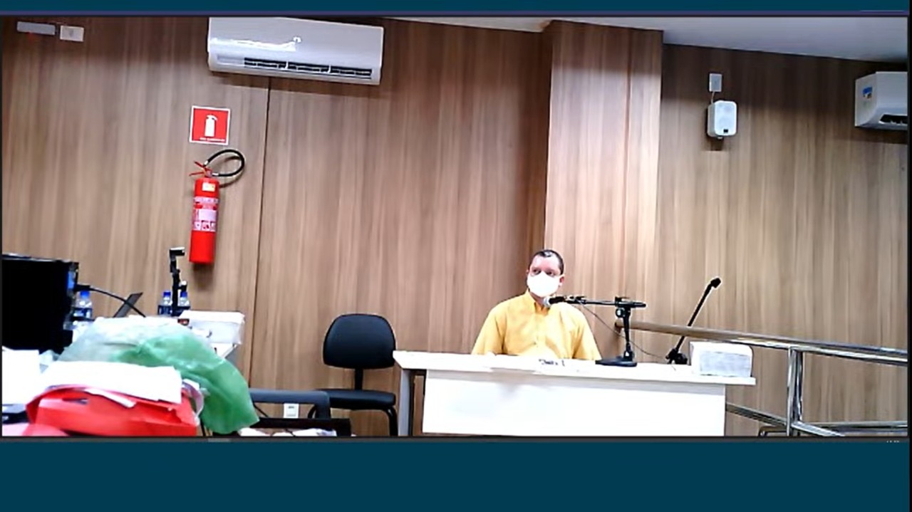 João Paulo é julgado pela morte da irmão, a advogada Izadora Mourão (Foto: Youtube)