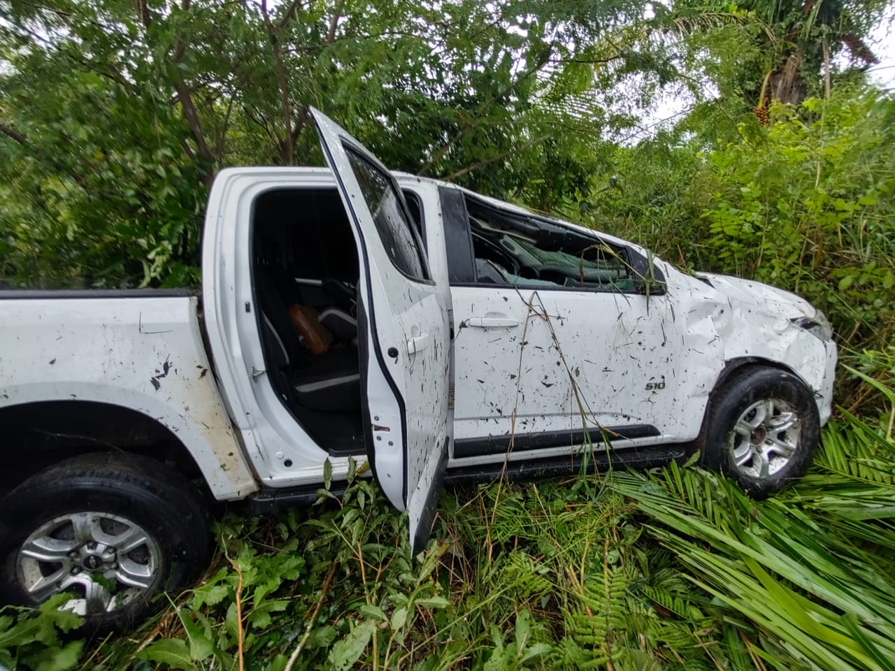 Carro capota com equipe de comunicação do Governo do Estado do Piauí - Imagem 1