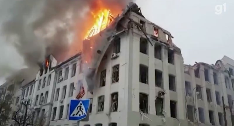 Mais quatro morreram em Kharkiv na manhã desta quarta-feira (2), segundo o Serviço de Emergências da Ucrânia - Imagem: Reprodução/g1