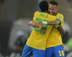Brasil goleia o Chile por 4 a 0 no Maracanã