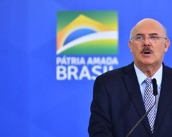 Milton Ribeiro pede demissão do Ministério da Educação