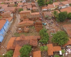 Após 3 anos de tragédia, casas começam a ser feitas no Parque Rodoviário