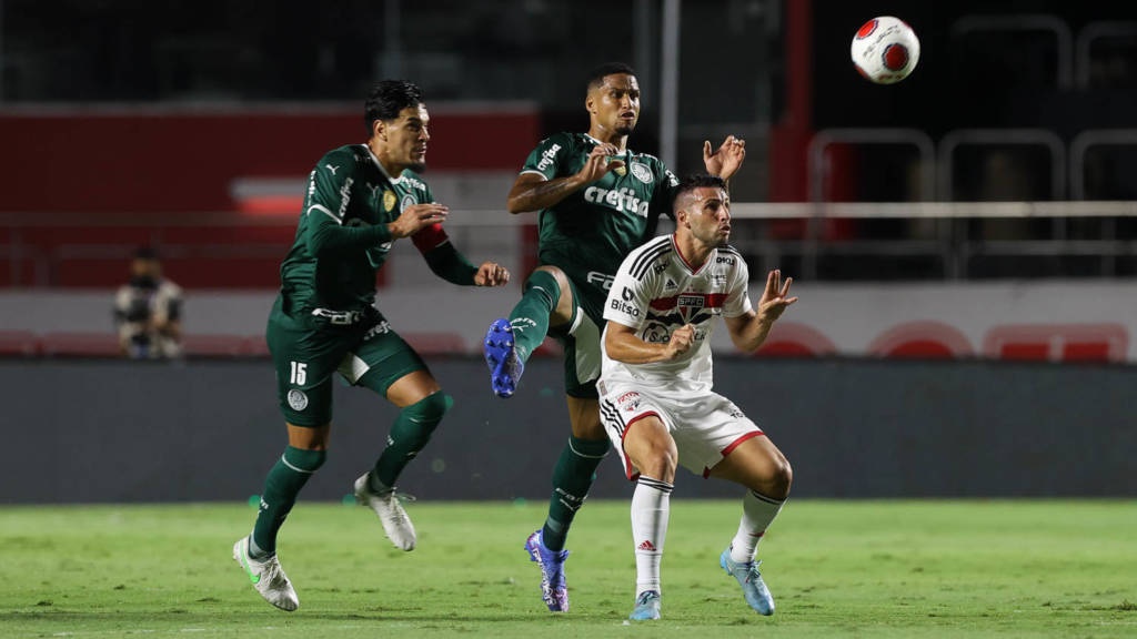 Calleri decide, São Paulo vence Palmeiras por 3 a 1 e abre vantagem - Foto: Cesar Greco/Palmeiras 