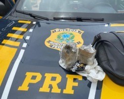 Pai e filha são presos pela PRF transportando droga na BR-316 em Teresina