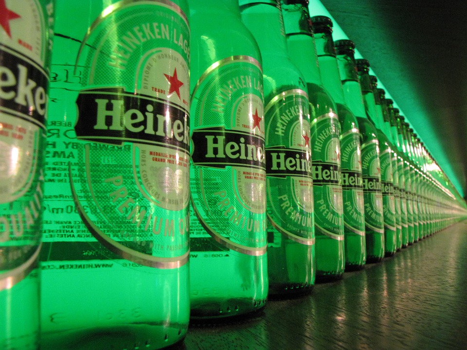 Cervejaria Heineken deixará de produzir e vender cerveja na Rússia - Foto: Pixabay