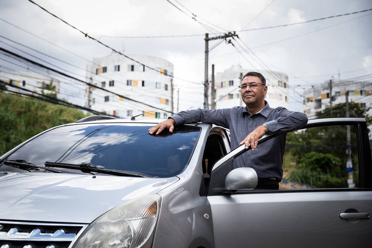 Advogados viram motoristas e vendedores na crise (Foto: Folha de São paulo)