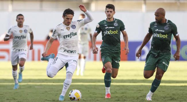 Com jogo equilibrado, Palmeiras e Goiás ficaram no empate. (Foto: Lance)