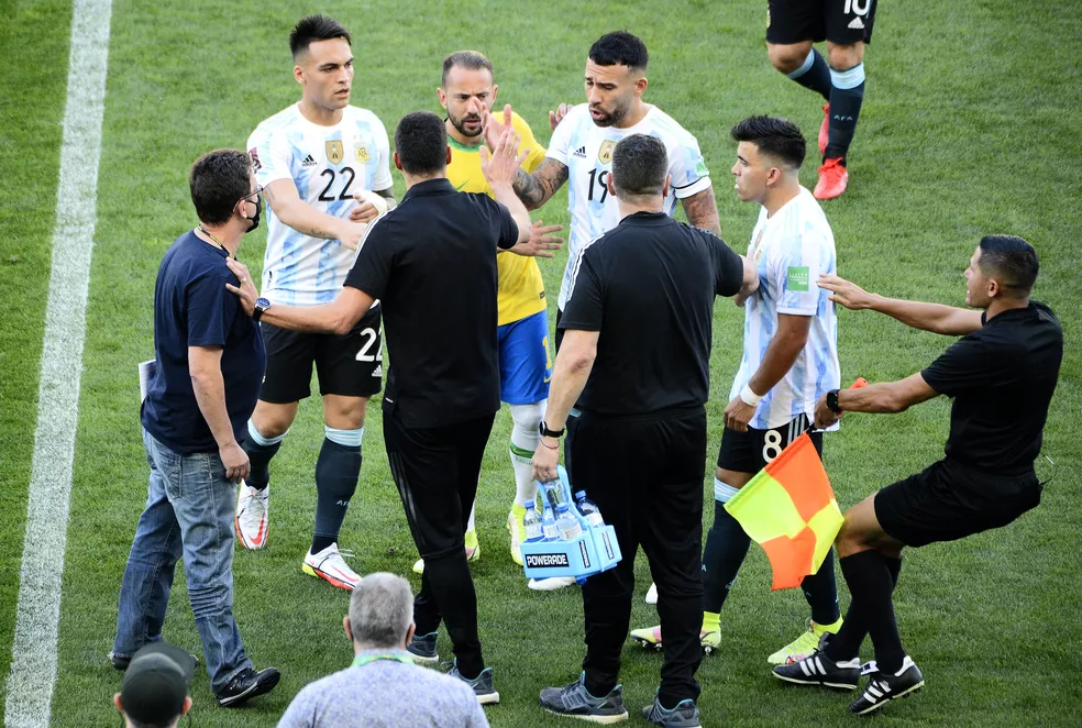 Fifa remarca Brasil x Argentina interrompido para 22 de setembro